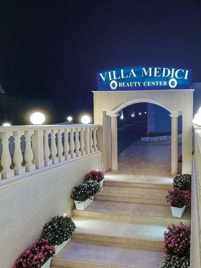 Hotel Villa Medici Rocca San Giovanni Luaran gambar