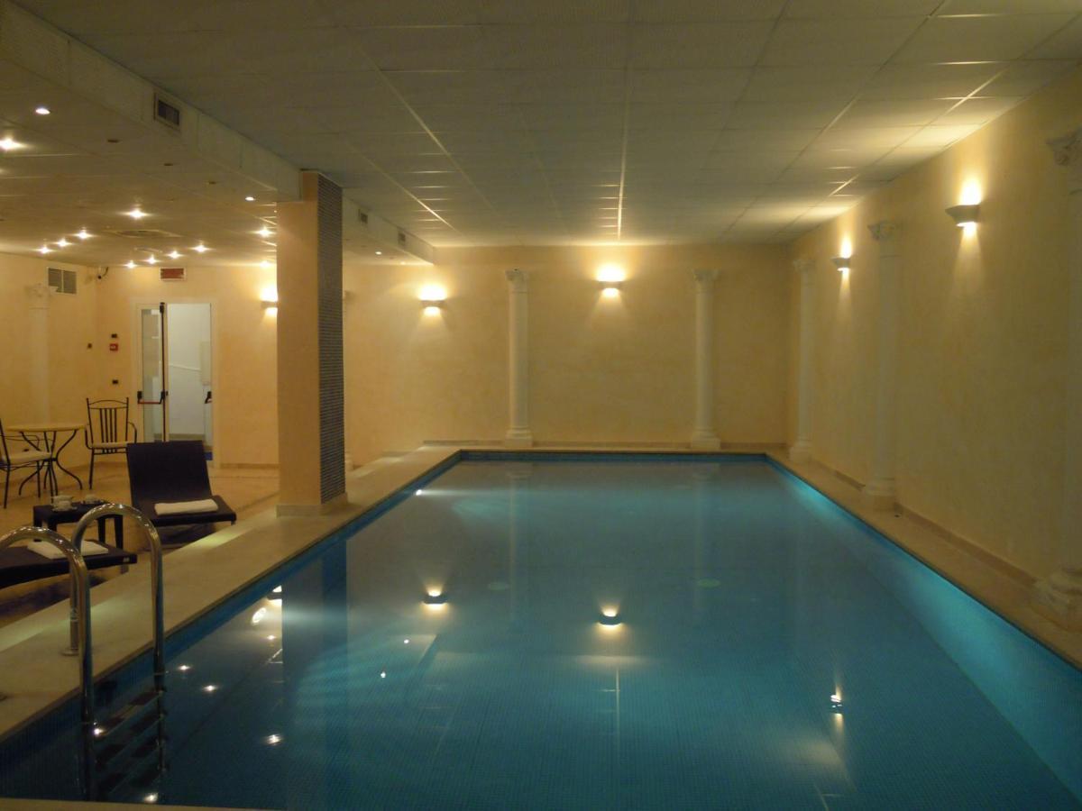 Hotel Villa Medici Rocca San Giovanni Luaran gambar