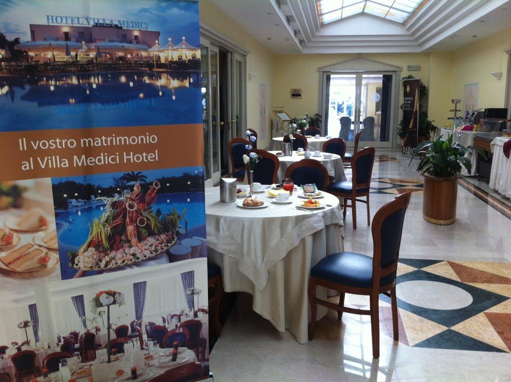 Hotel Villa Medici Rocca San Giovanni Luaran gambar